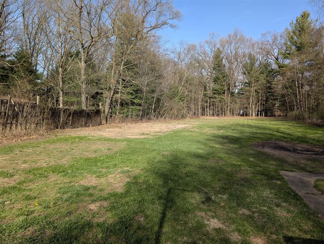 2032 S Mill Iron Road, Muskegon, MI 49442