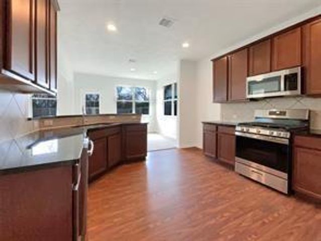 12830 Regal Oaks Bend Lane, Houston, TX 77047