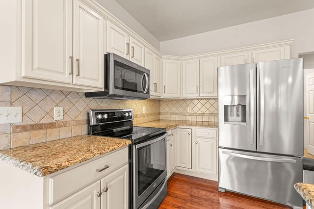 109 Cabana Court, Branson West, MO 65737