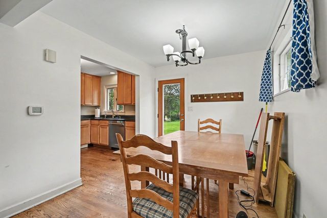 708 Glendale Drive, Prospect Heights, IL 60070
