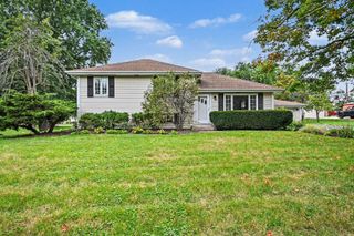 708 Glendale Drive, Prospect Heights, IL 60070