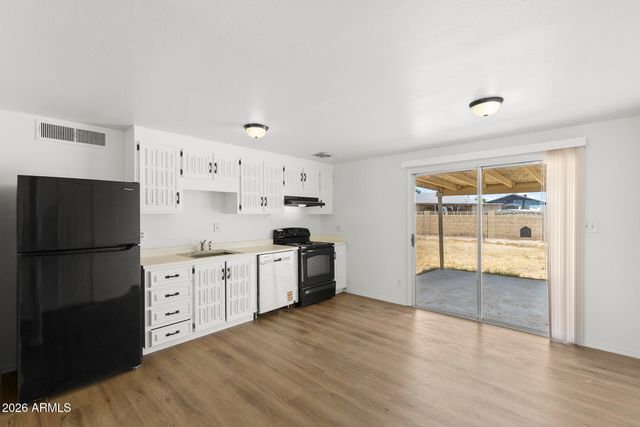 6964 W HUBBELL Street, Phoenix, AZ 85035