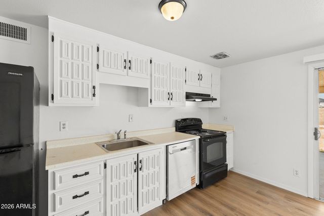 6964 W HUBBELL Street, Phoenix, AZ 85035