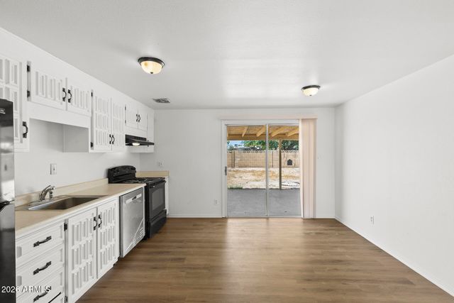 6964 W HUBBELL Street, Phoenix, AZ 85035
