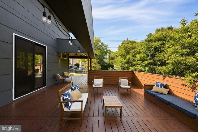 1449 LAWRENCE ST NE, Washington, DC 20017