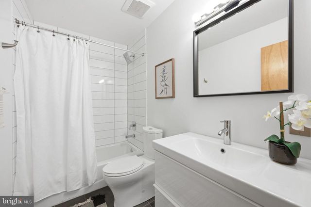 1449 LAWRENCE ST NE, Washington, DC 20017