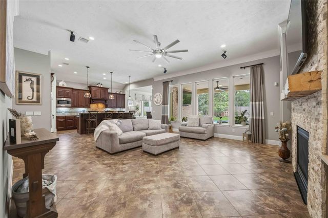 19849 Cullen Ridge Drive, Porter, TX 77365