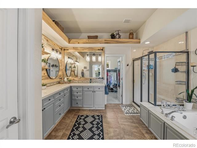 25042 E Davies Drive, Aurora, CO 80016
