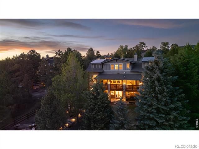 25042 E Davies Drive, Aurora, CO 80016