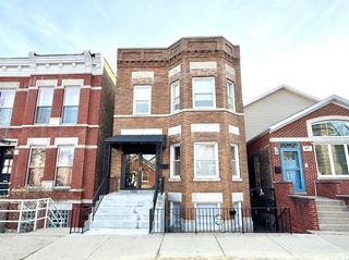 3215 S Lowe Avenue, Chicago, IL 60616