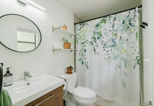 3100 N Poplar Street, North Little Rock, AR 72116