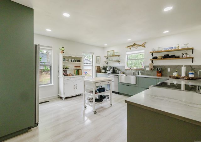 3100 N Poplar Street, North Little Rock, AR 72116