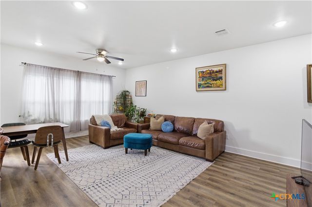 1960 Royal Loop, Belton, TX 76513