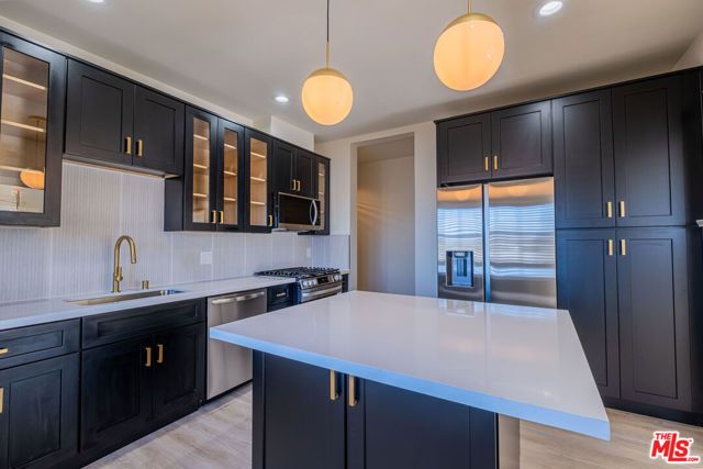 216 N Catalina 216C, Redondo Beach, CA 90277