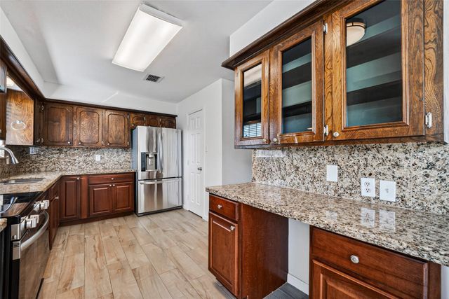 10602 Sagewind Drive, Houston, TX 77089
