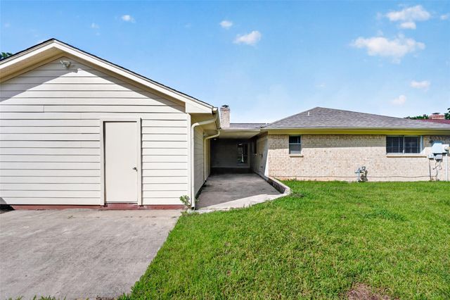 10602 Sagewind Drive, Houston, TX 77089
