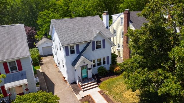30 Lorraine St, Glen Ridge Boro Twp., NJ 07028
