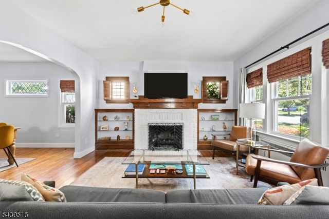 30 Lorraine St, Glen Ridge Boro Twp., NJ 07028