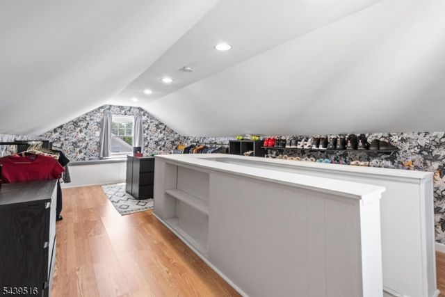 30 Lorraine St, Glen Ridge Boro Twp., NJ 07028