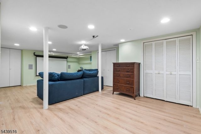 30 Lorraine St, Glen Ridge Boro Twp., NJ 07028