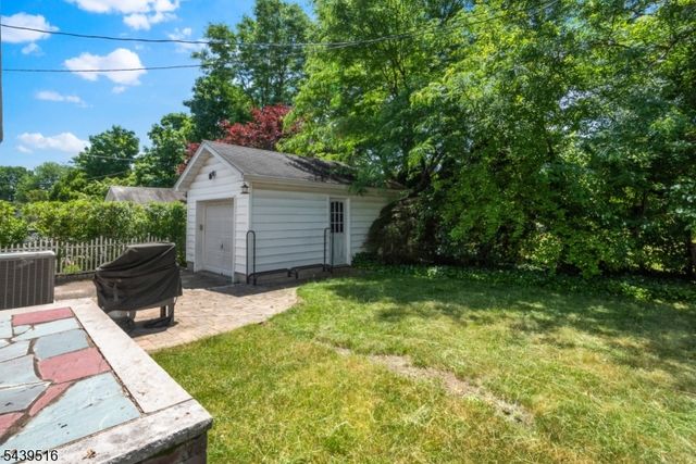 30 Lorraine St, Glen Ridge Boro Twp., NJ 07028