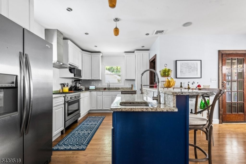30 Lorraine St, Glen Ridge Boro Twp., NJ 07028