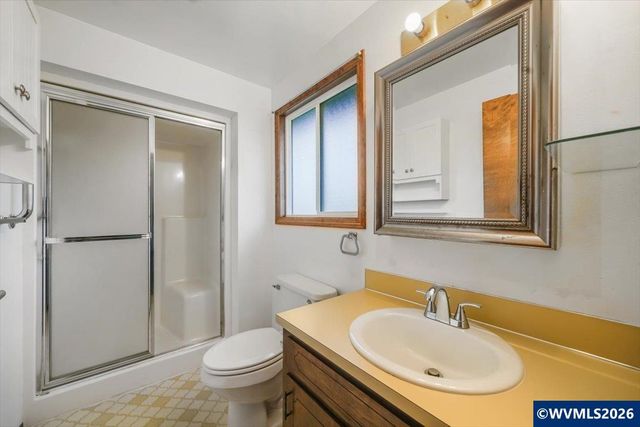 2968 Kalmia Ct, Sweet Home, OR 97386