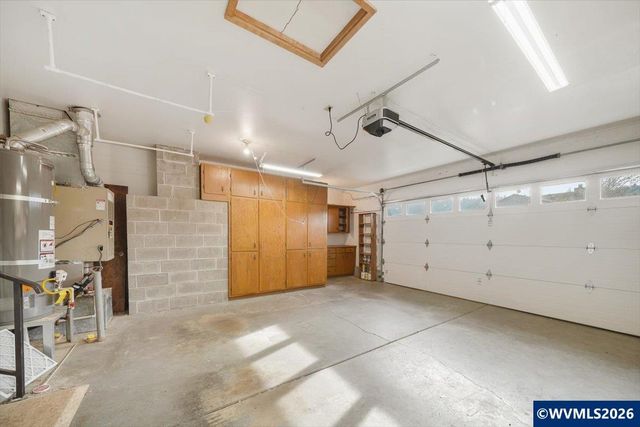 2968 Kalmia Ct, Sweet Home, OR 97386