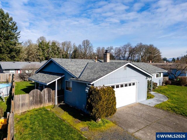 2968 Kalmia Ct, Sweet Home, OR 97386