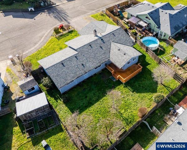 2968 Kalmia Ct, Sweet Home, OR 97386