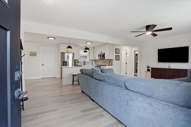 628 Maplewood Ln, Nashville, TN 37216