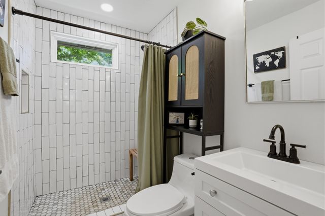 628 Maplewood Ln, Nashville, TN 37216