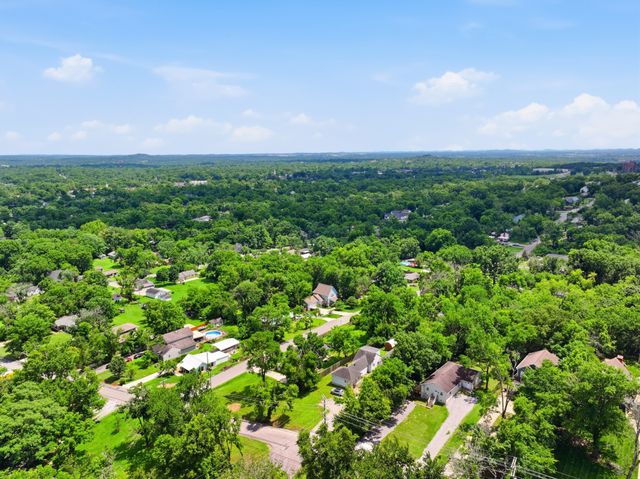 628 Maplewood Ln, Nashville, TN 37216