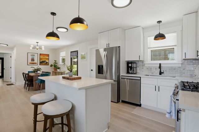628 Maplewood Ln, Nashville, TN 37216