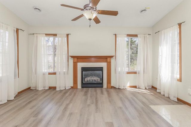 7672 Palisades Avenue NE, Elk River, MN 55330
