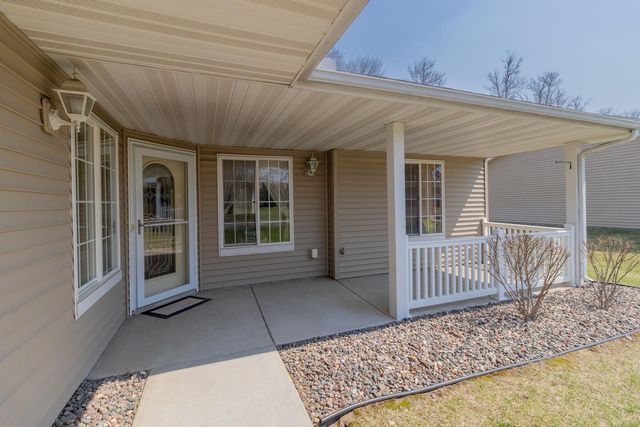 7672 Palisades Avenue NE, Elk River, MN 55330