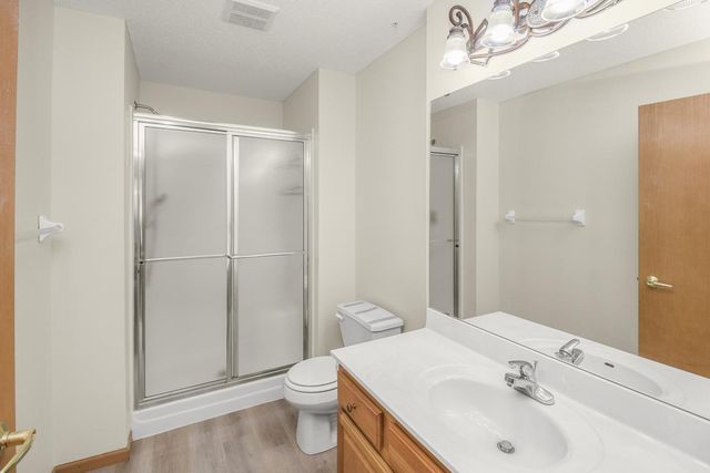 7672 Palisades Avenue NE, Elk River, MN 55330