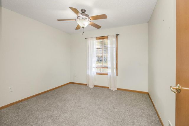 7672 Palisades Avenue NE, Elk River, MN 55330