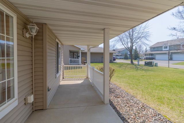 7672 Palisades Avenue NE, Elk River, MN 55330