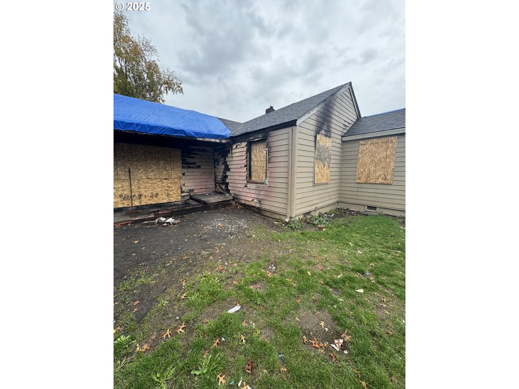 9400 Ne GERTZ Ct, Portland, OR 97211