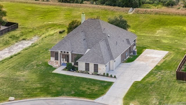 280 Lawrence, Castroville, TX 78009