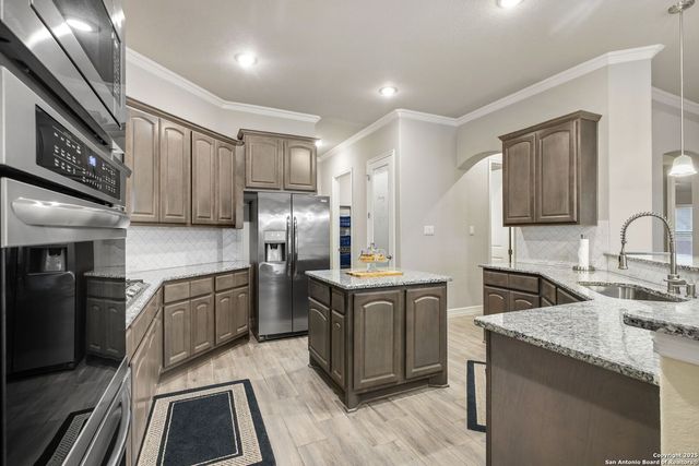 280 Lawrence, Castroville, TX 78009