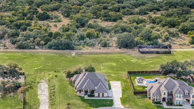 280 Lawrence, Castroville, TX 78009