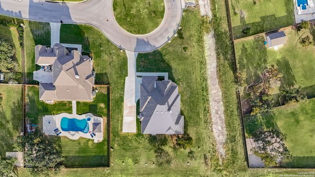 280 Lawrence, Castroville, TX 78009