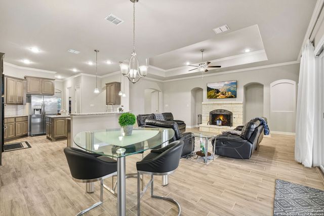 280 Lawrence, Castroville, TX 78009