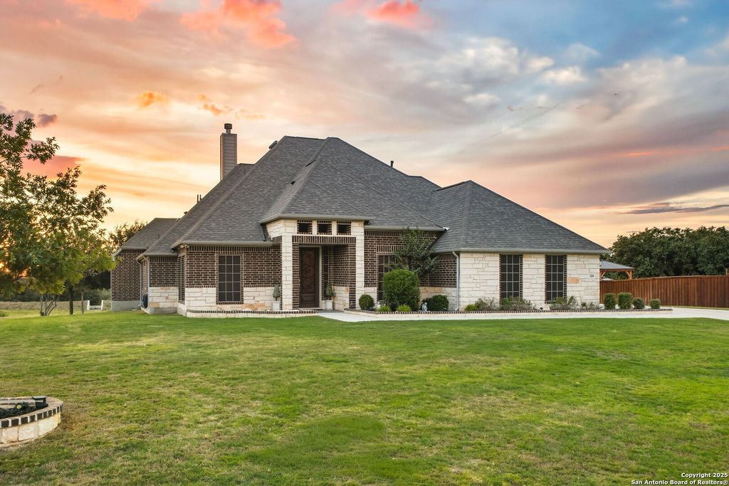 280 Lawrence, Castroville, TX 78009