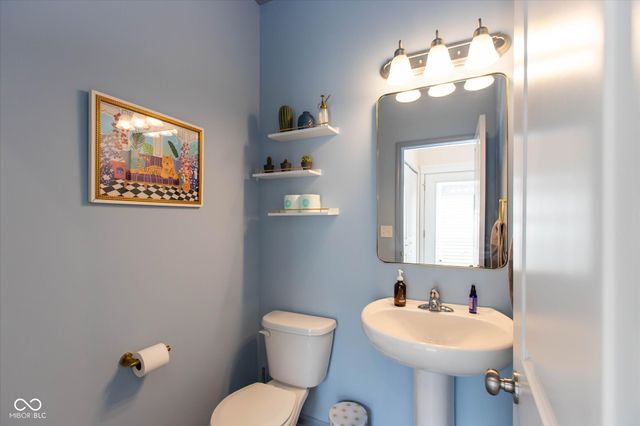 19292 Northwest Drive, Westfield, IN 46074