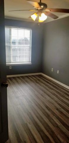 501 W 26th ST 327, Austin, TX 78705