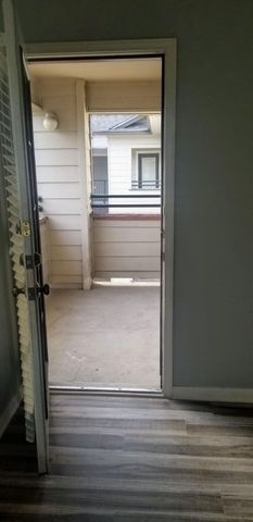 501 W 26th ST 327, Austin, TX 78705