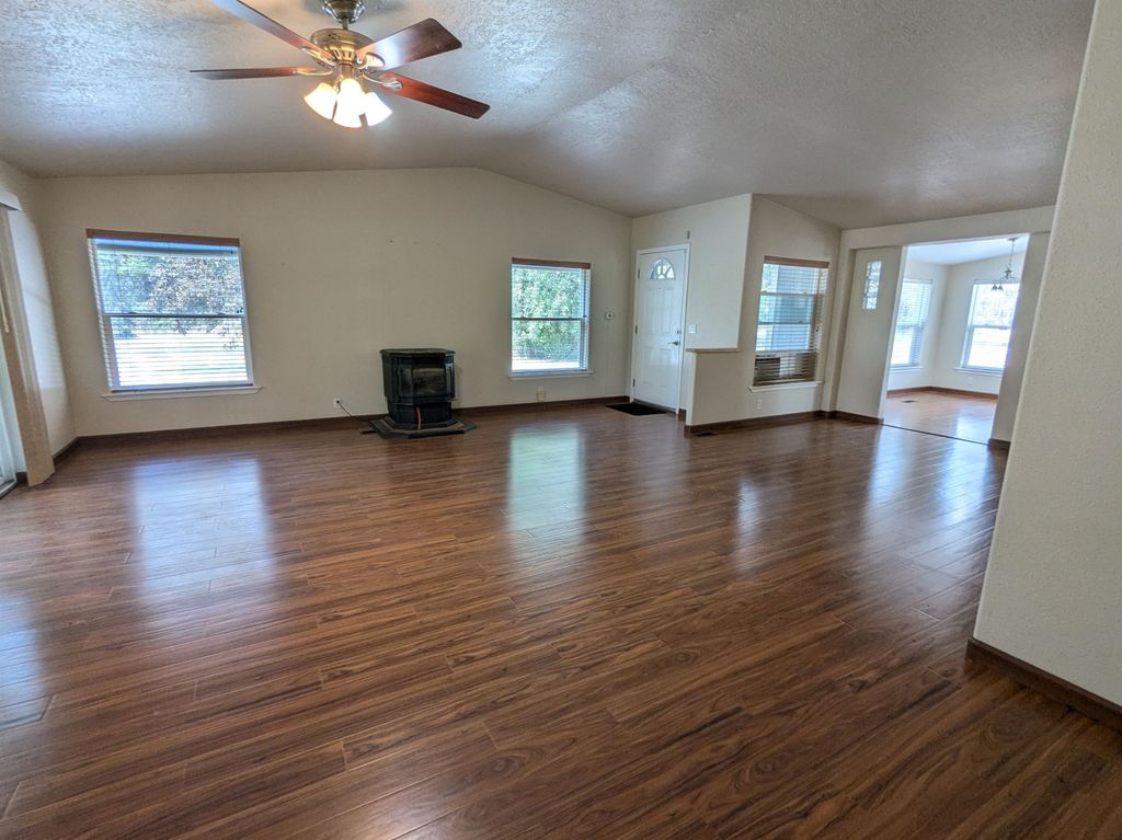 4067 Pine Meadows Dr, Loon Lake, WA 99148 photo 5